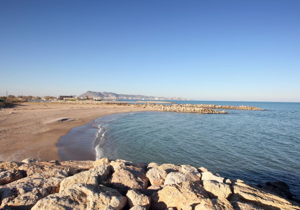 Un Hombre Muere Ahogado En La Playa De L Estany De Cullera Las Provincias